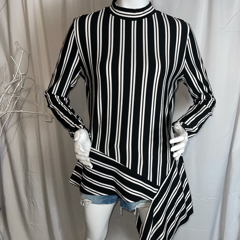 LEITH Striped Asymmetrical Tie Top-Black/White-LRG